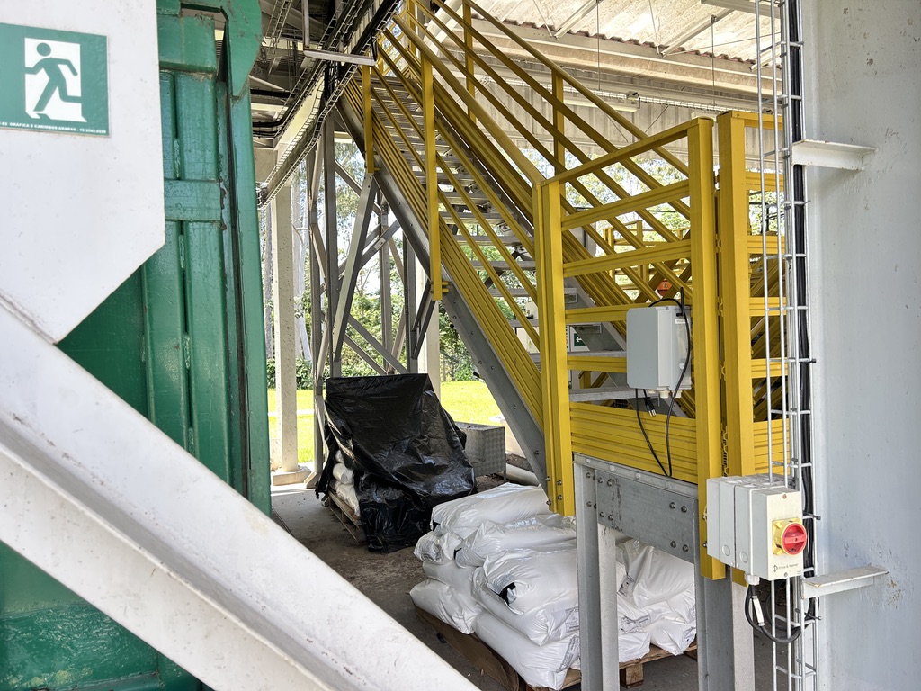 Sensor SmartCompost instalado em indústria de alimentos