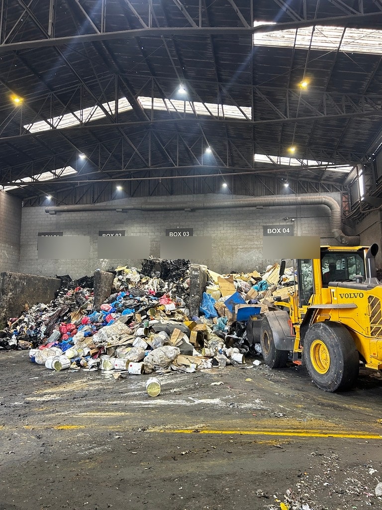 Galpão de triagem de resíduos industriais para coprocessamento